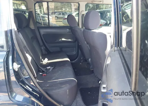 2004 Scion Xb z USA, uszkodzony, nr VIN JTLKT334540131225